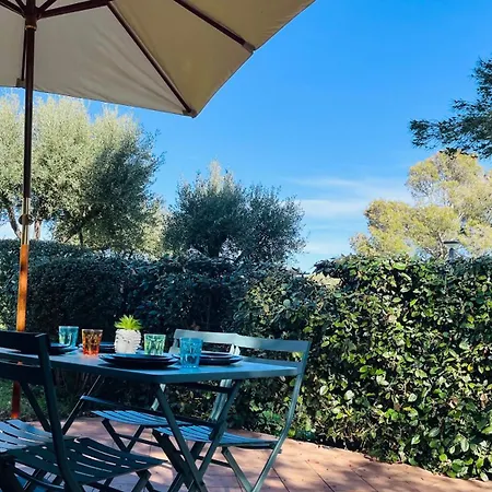 Apartment Cocody 5 *
